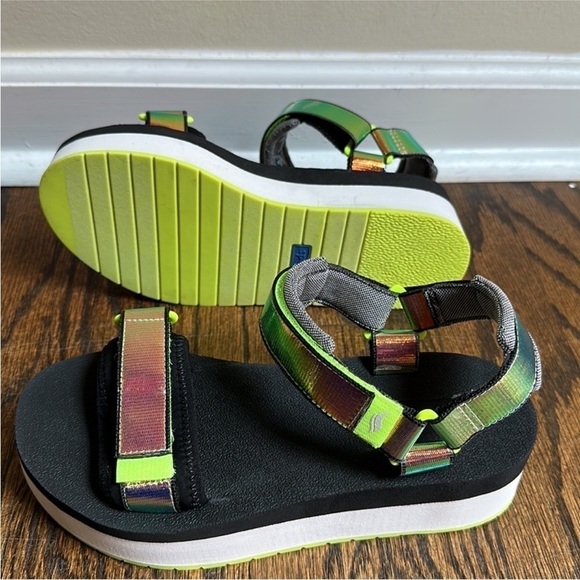 NWOT Keds Trio Platform Iridescent Black Sandals WF66028 - Picture 6 of 6